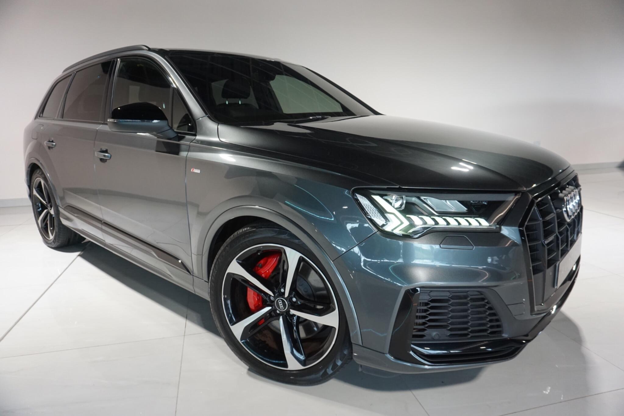 Audi Q7 3.0 TFSIe V6 55 Black Edition SUV 5dr Petrol Plug-in Hybrid Tiptronic quattro Euro 6 (s/s) 17.9kWh (381 ps)